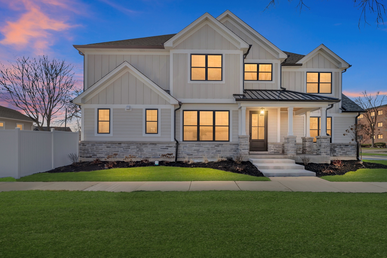 170 W Armitage Avenue, Elmhurst, IL 60126