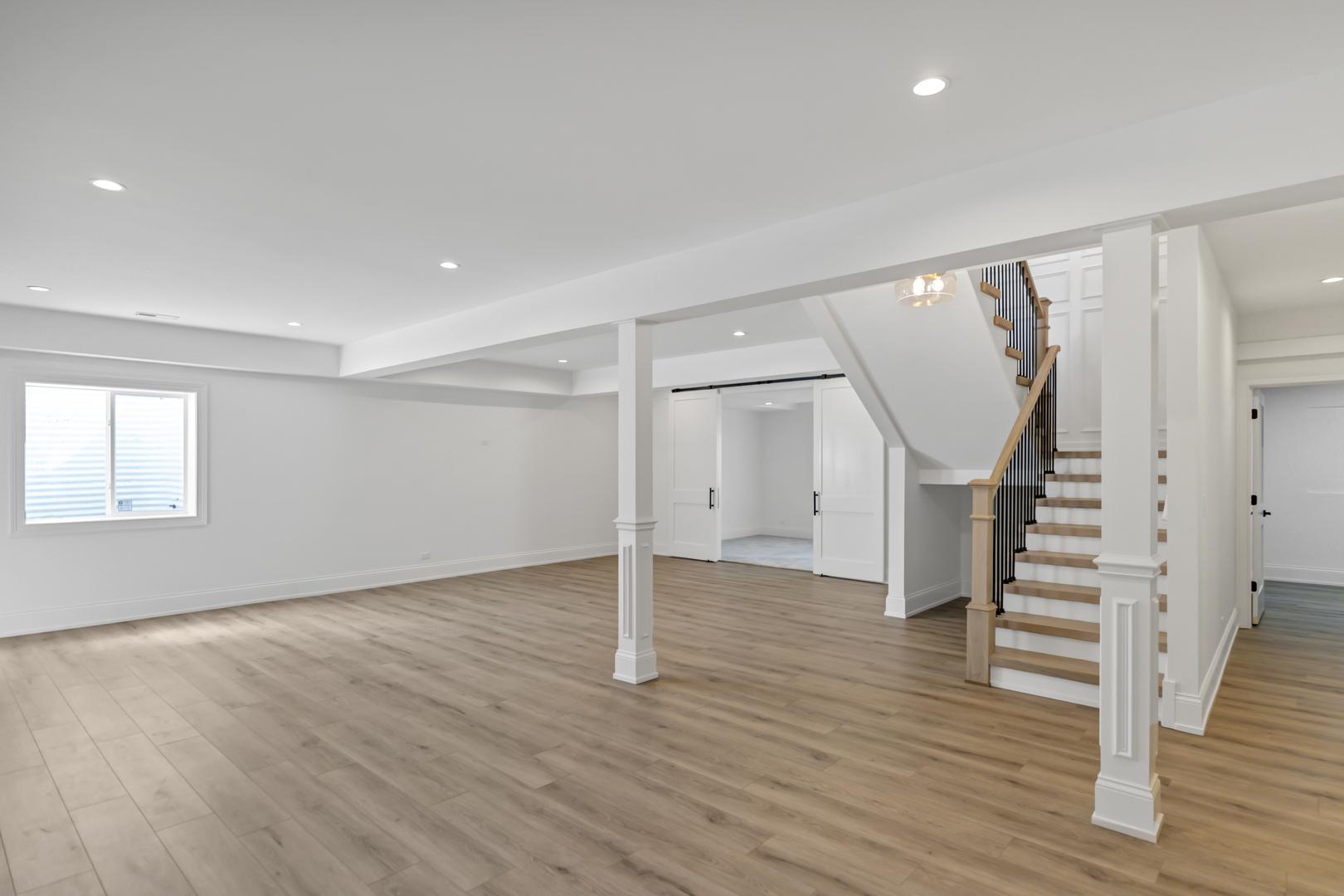 170 W Armitage Avenue, Elmhurst, IL 60126