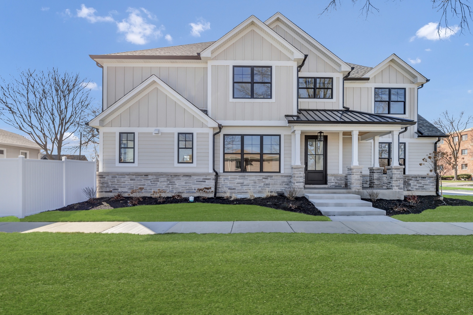 170 W Armitage Avenue, Elmhurst, IL 60126