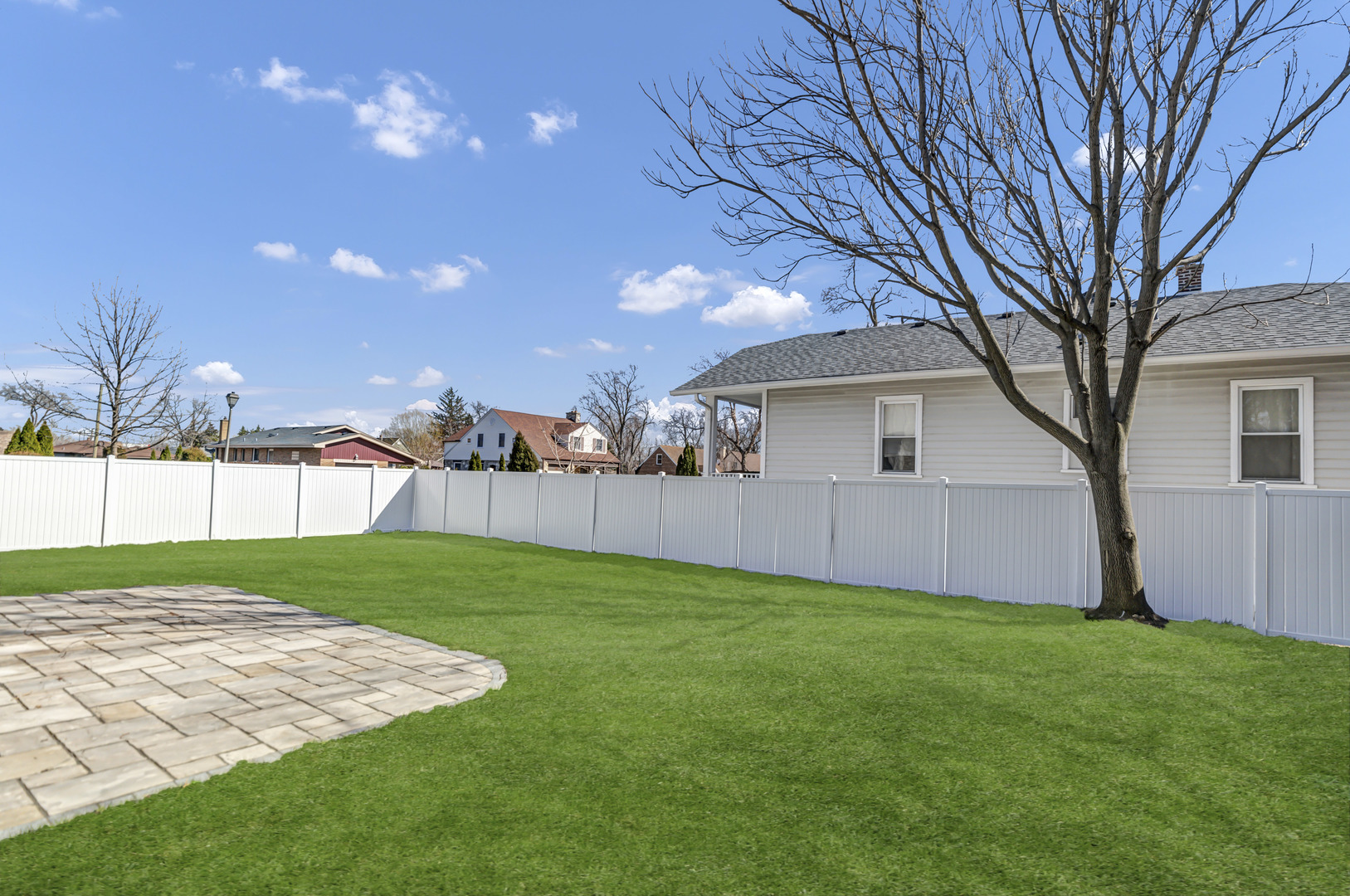 170 W Armitage Avenue, Elmhurst, IL 60126