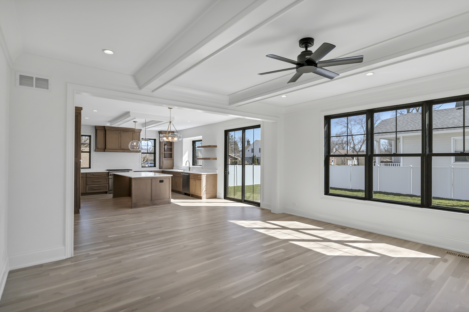 170 W Armitage Avenue, Elmhurst, IL 60126