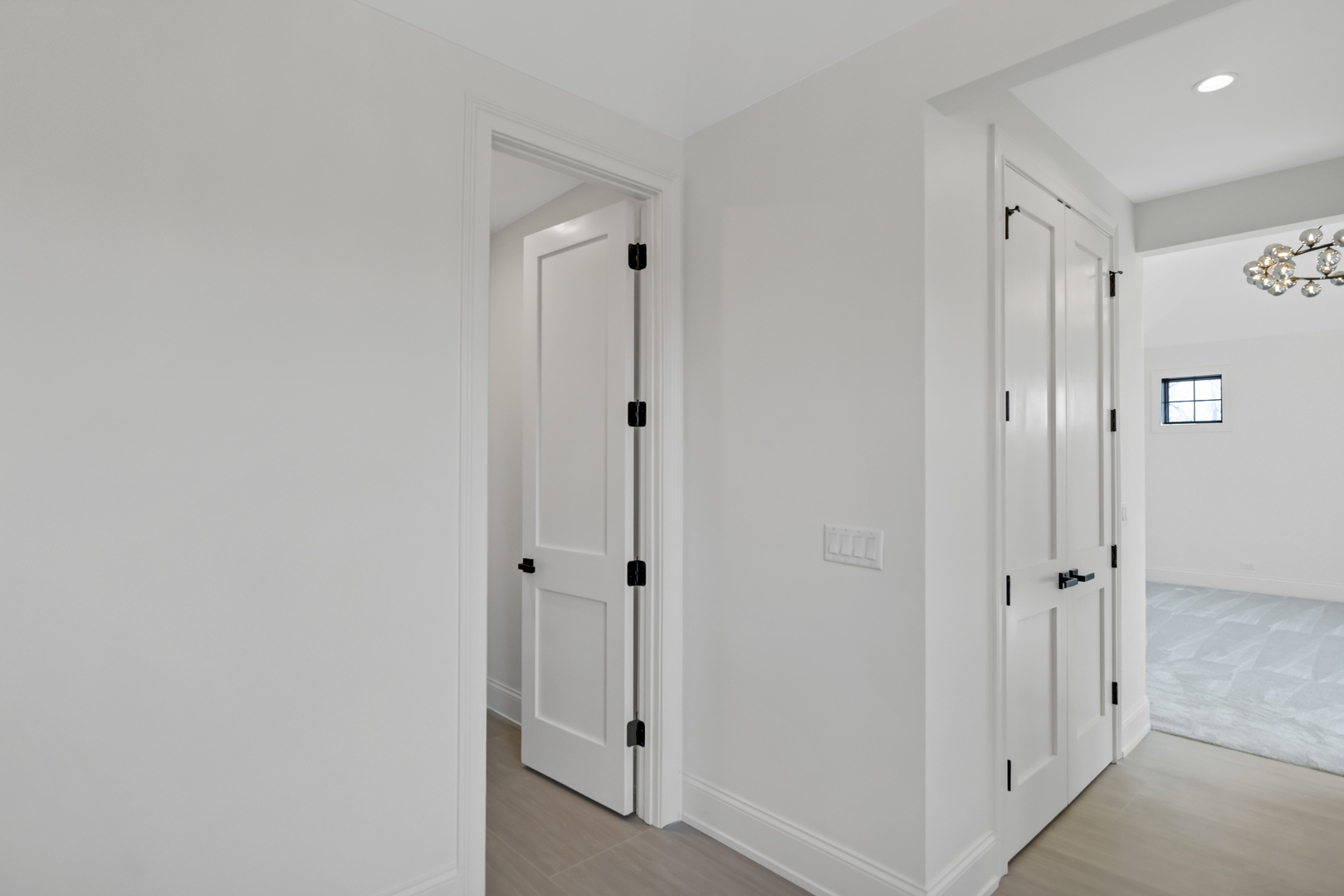 170 W Armitage Avenue, Elmhurst, IL 60126