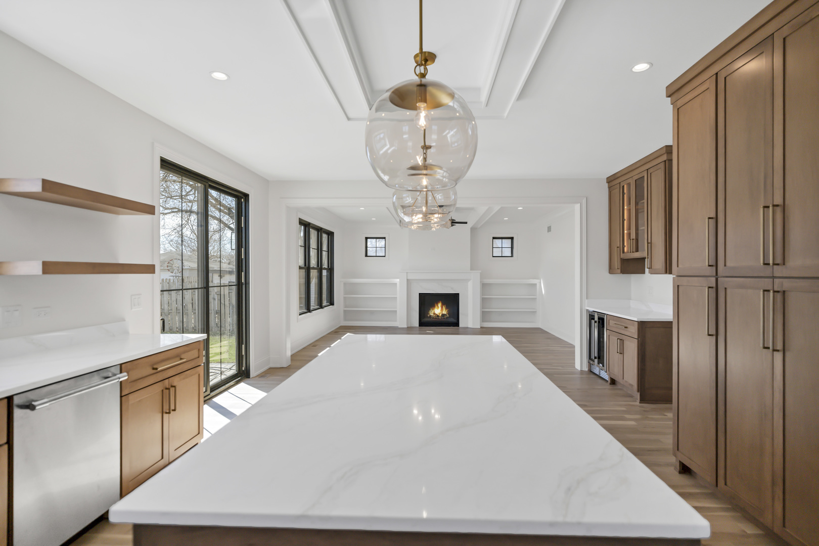 170 W Armitage Avenue, Elmhurst, IL 60126