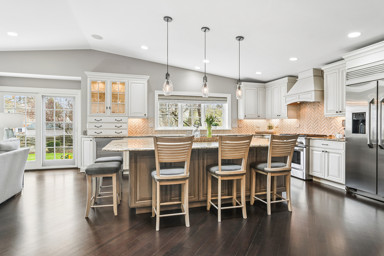 627 S Lincoln Lane, Arlington Heights, IL 60005