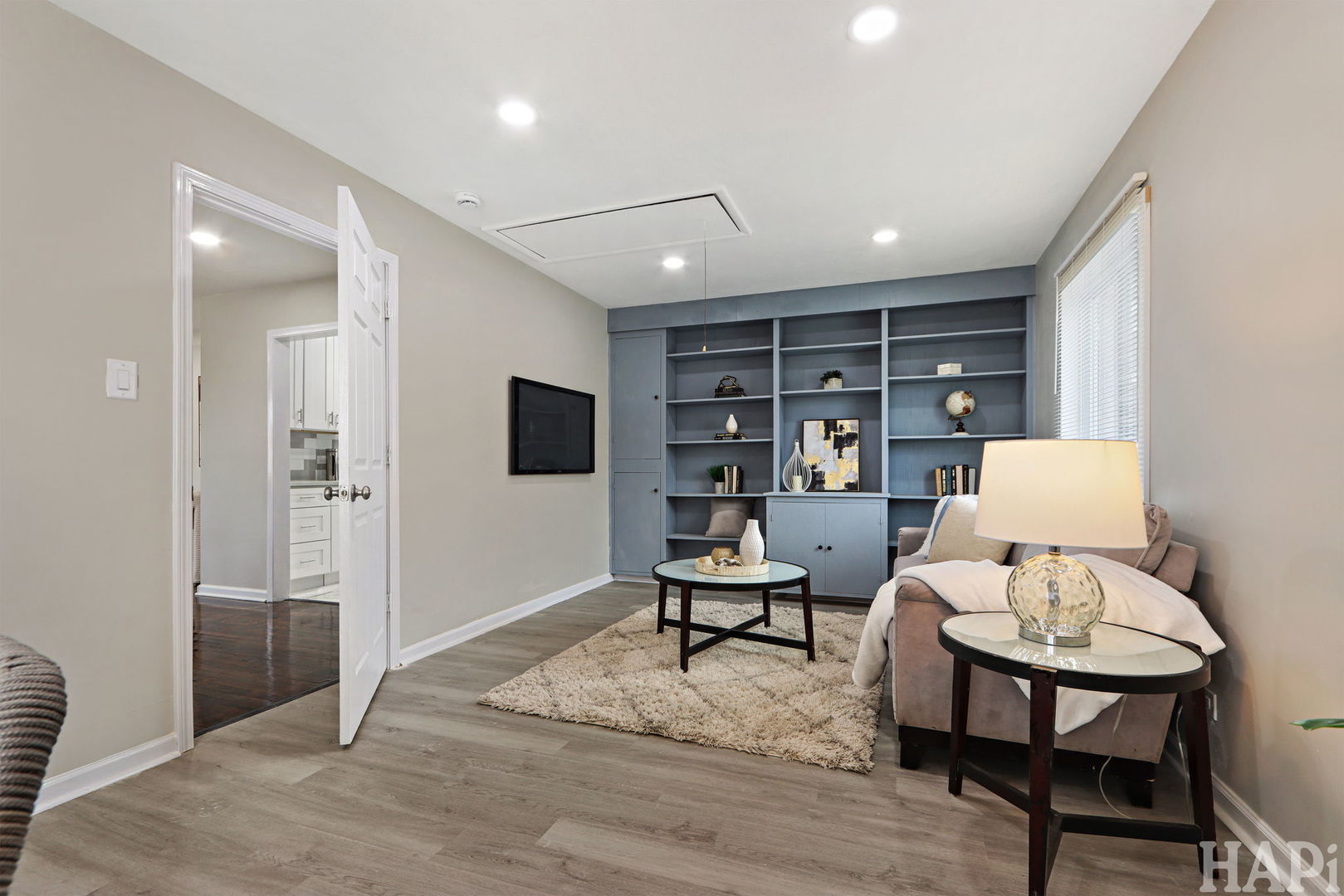 75 Carthage Lane, Hoffman Estates, IL 60169