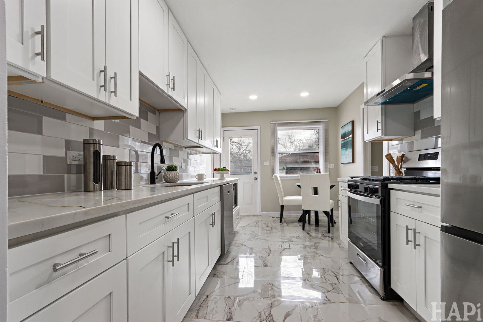 75 Carthage Lane, Hoffman Estates, IL 60169