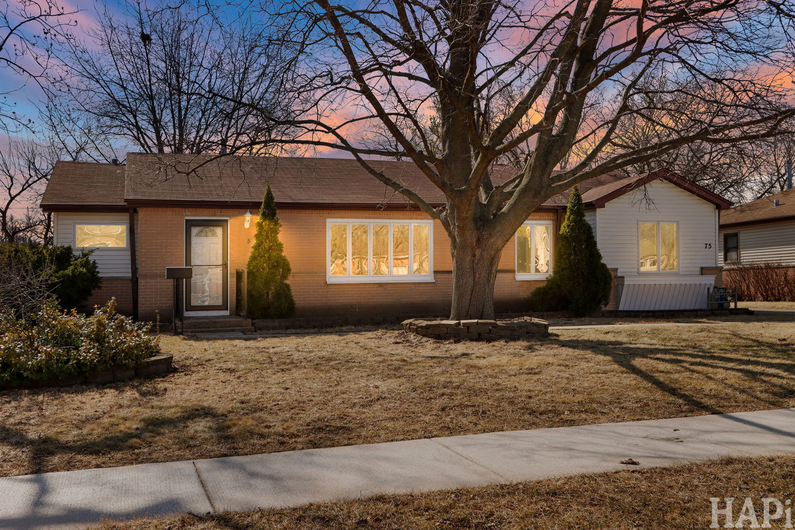 75 Carthage Lane, Hoffman Estates, IL 60169