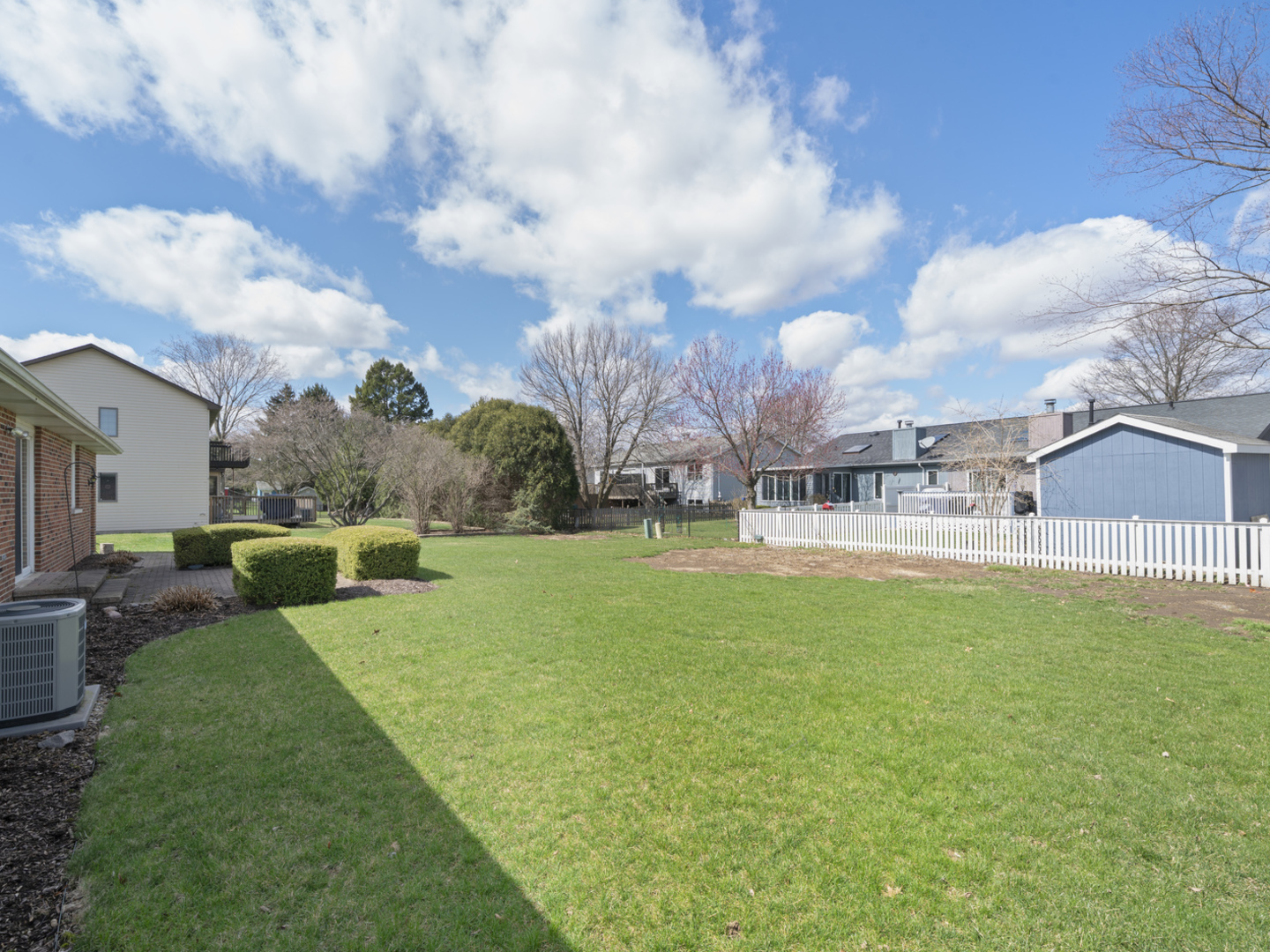 215 Leisure Street, Yorkville, IL 60560