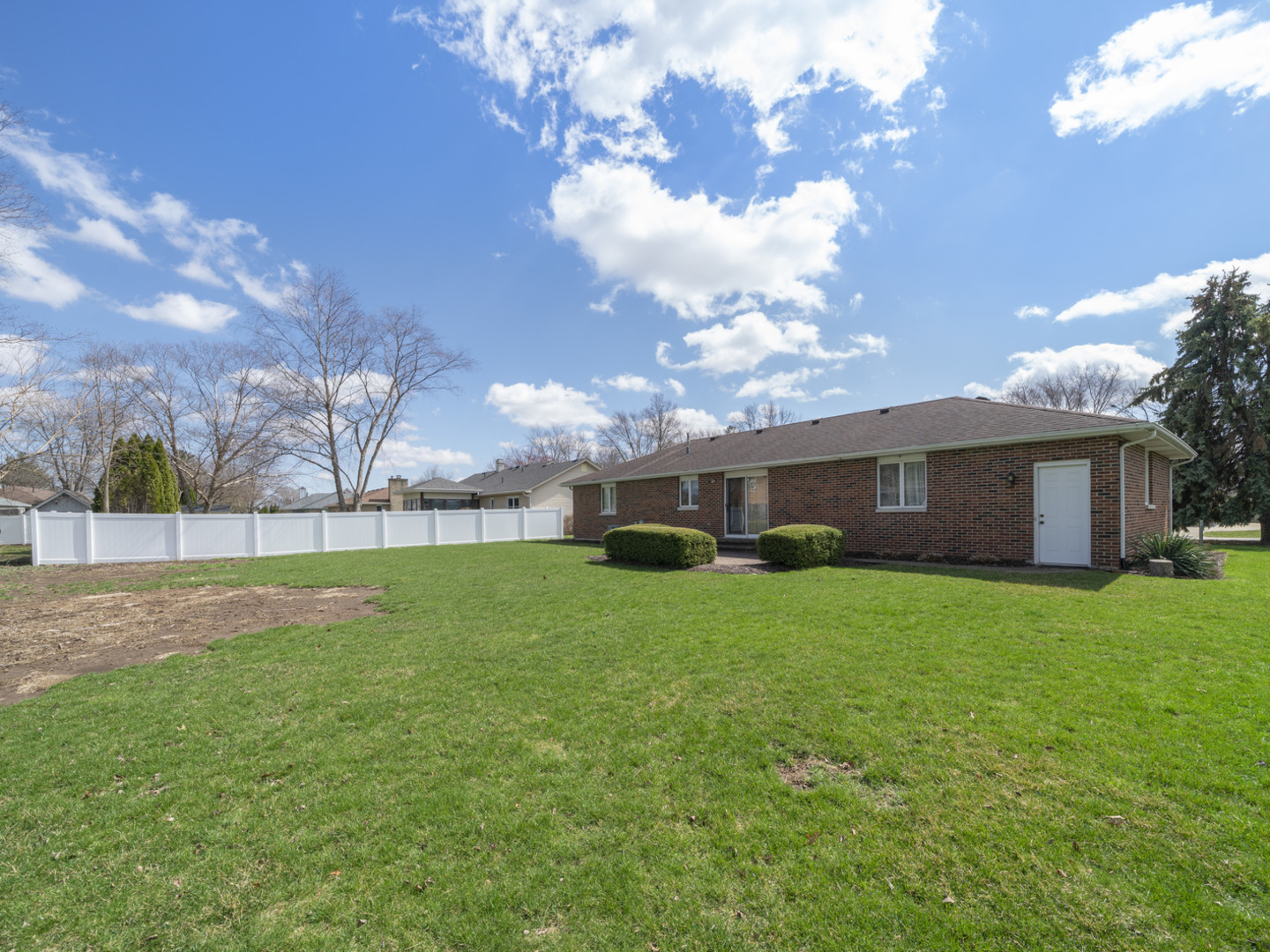 215 Leisure Street, Yorkville, IL 60560