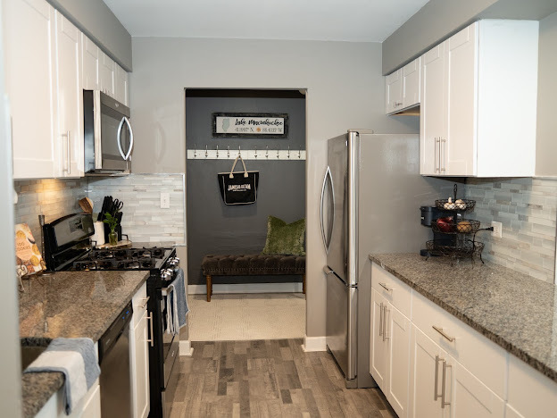 1056 N Mill Street #304, Naperville, IL 60563