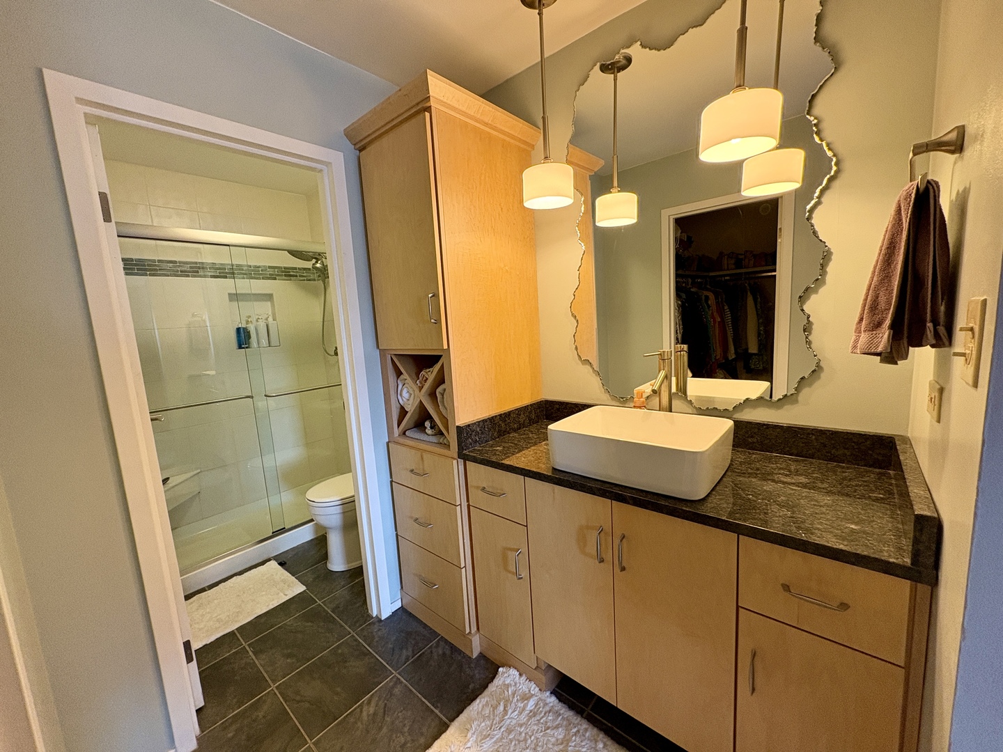 5806A Wolf Road #4, Western Springs, IL 60558