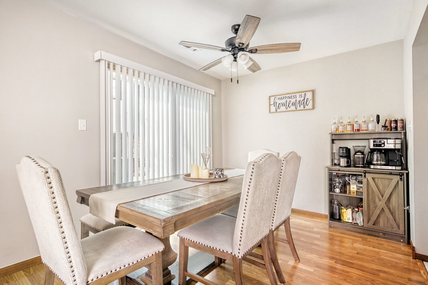 8475 162nd Place #1, Tinley Park, IL 60487