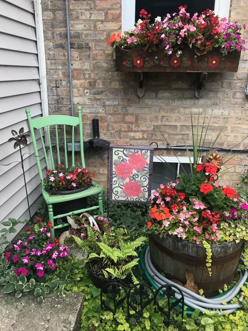 105 N Lincoln Avenue, Park Ridge, IL 60068