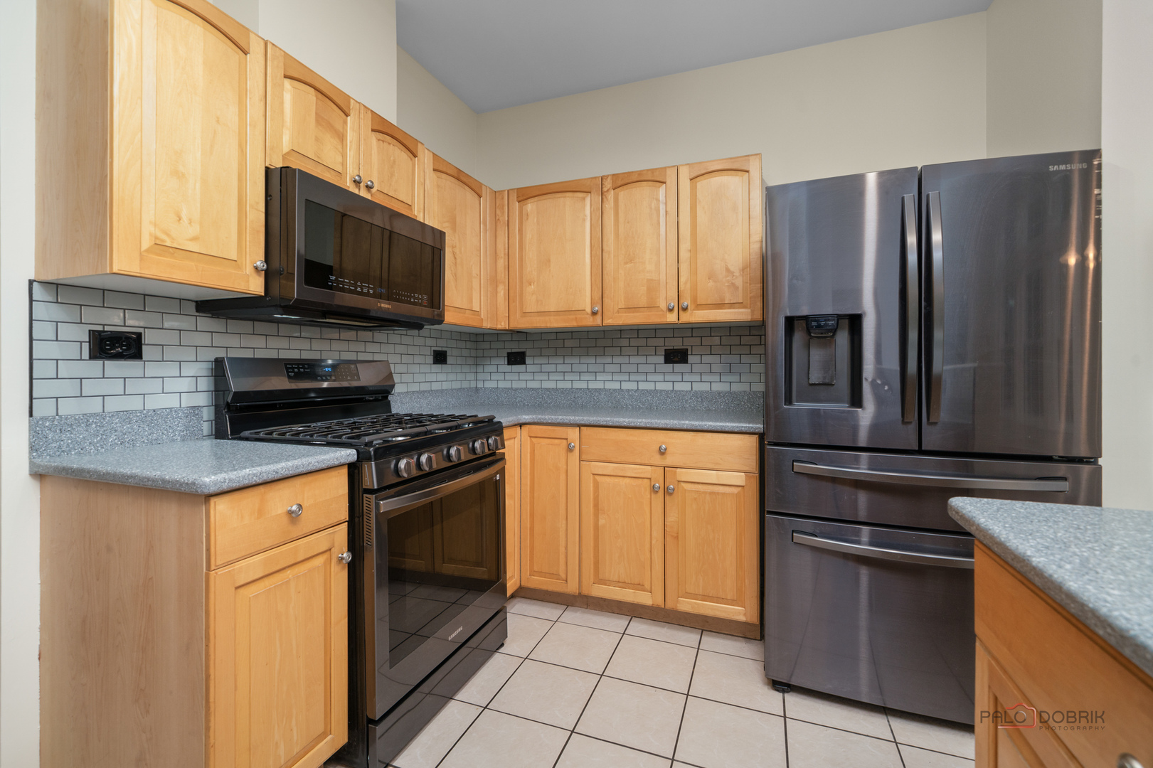 251 Lenox Lane, Mundelein, IL 60060