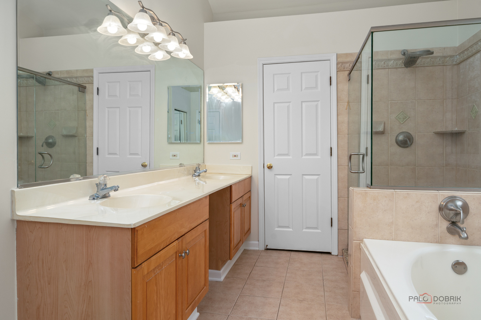251 Lenox Lane, Mundelein, IL 60060