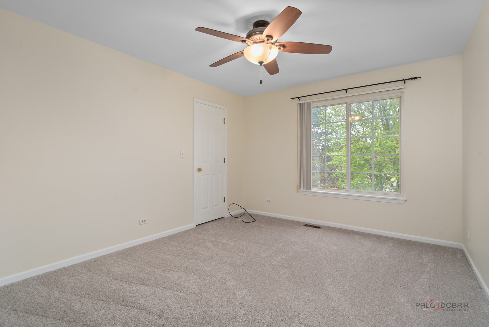 251 Lenox Lane, Mundelein, IL 60060