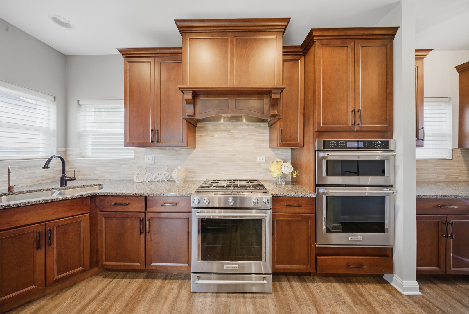 13042 Birch Path Court, Lemont, IL 60439