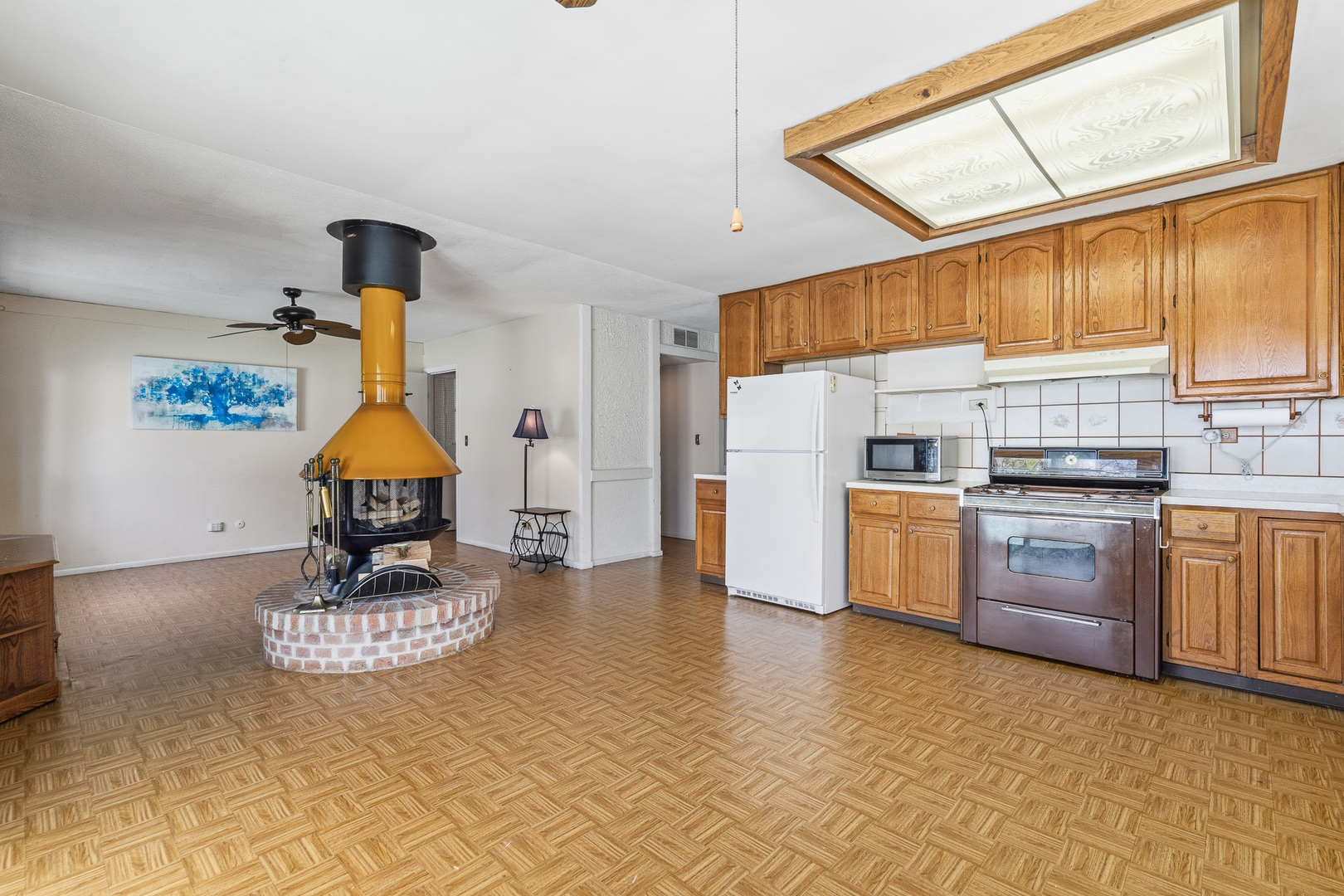 1640 E Andover Drive, Hanover Park, IL 60133