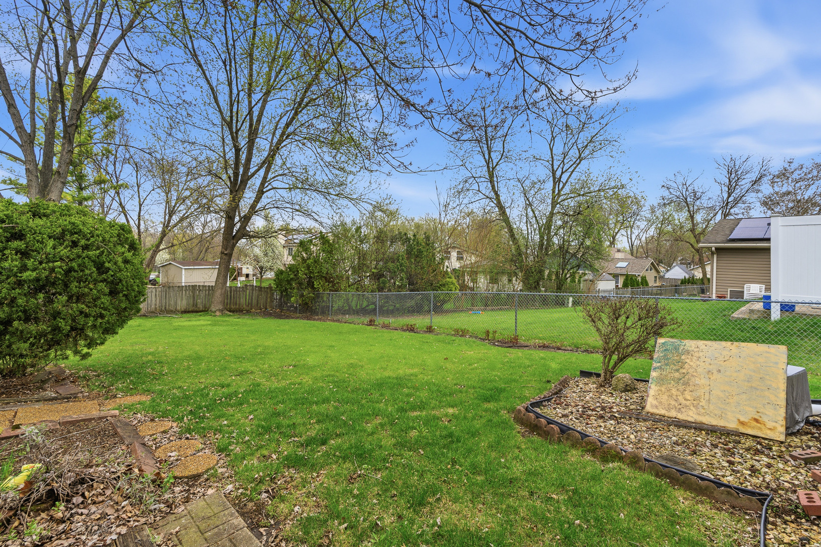 1640 E Andover Drive, Hanover Park, IL 60133