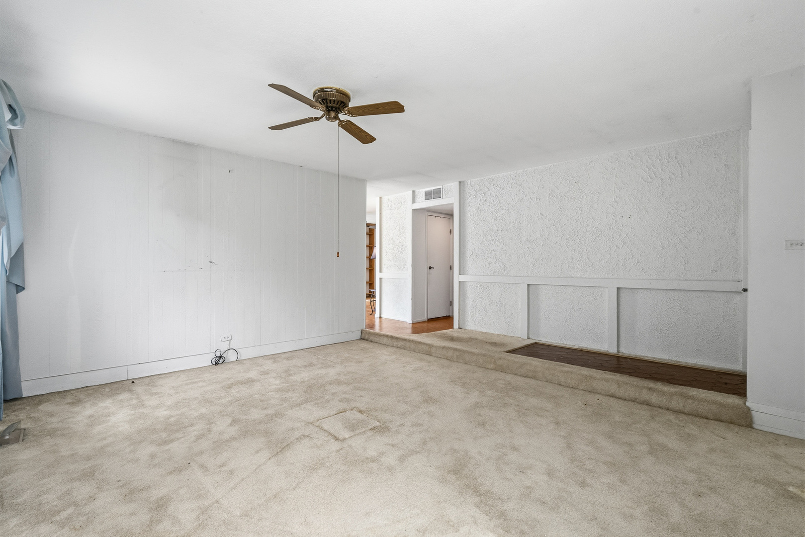 1640 E Andover Drive, Hanover Park, IL 60133