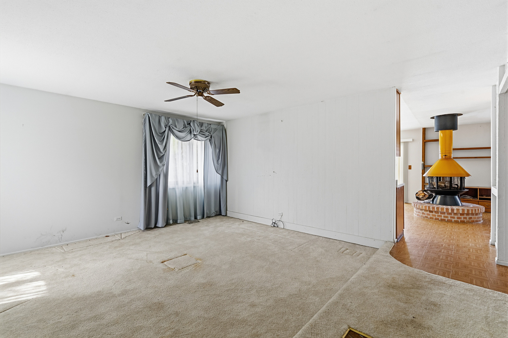 1640 E Andover Drive, Hanover Park, IL 60133