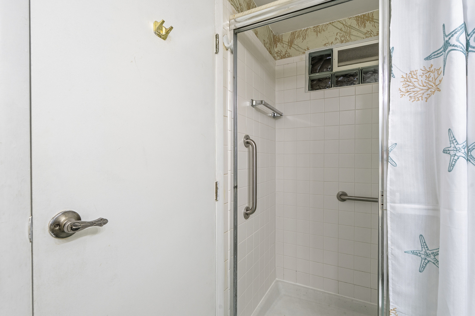 1640 E Andover Drive, Hanover Park, IL 60133