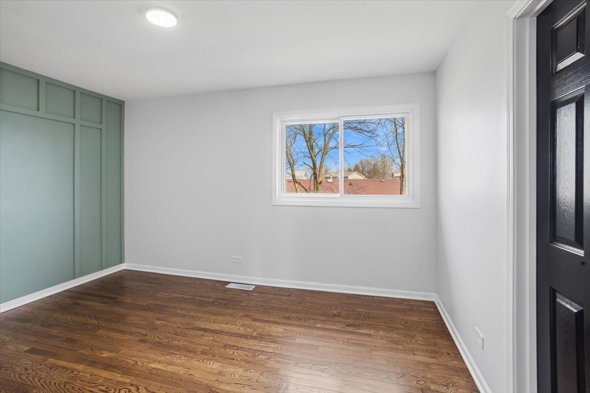 112 Placid Avenue, Glendale Heights, IL 60139