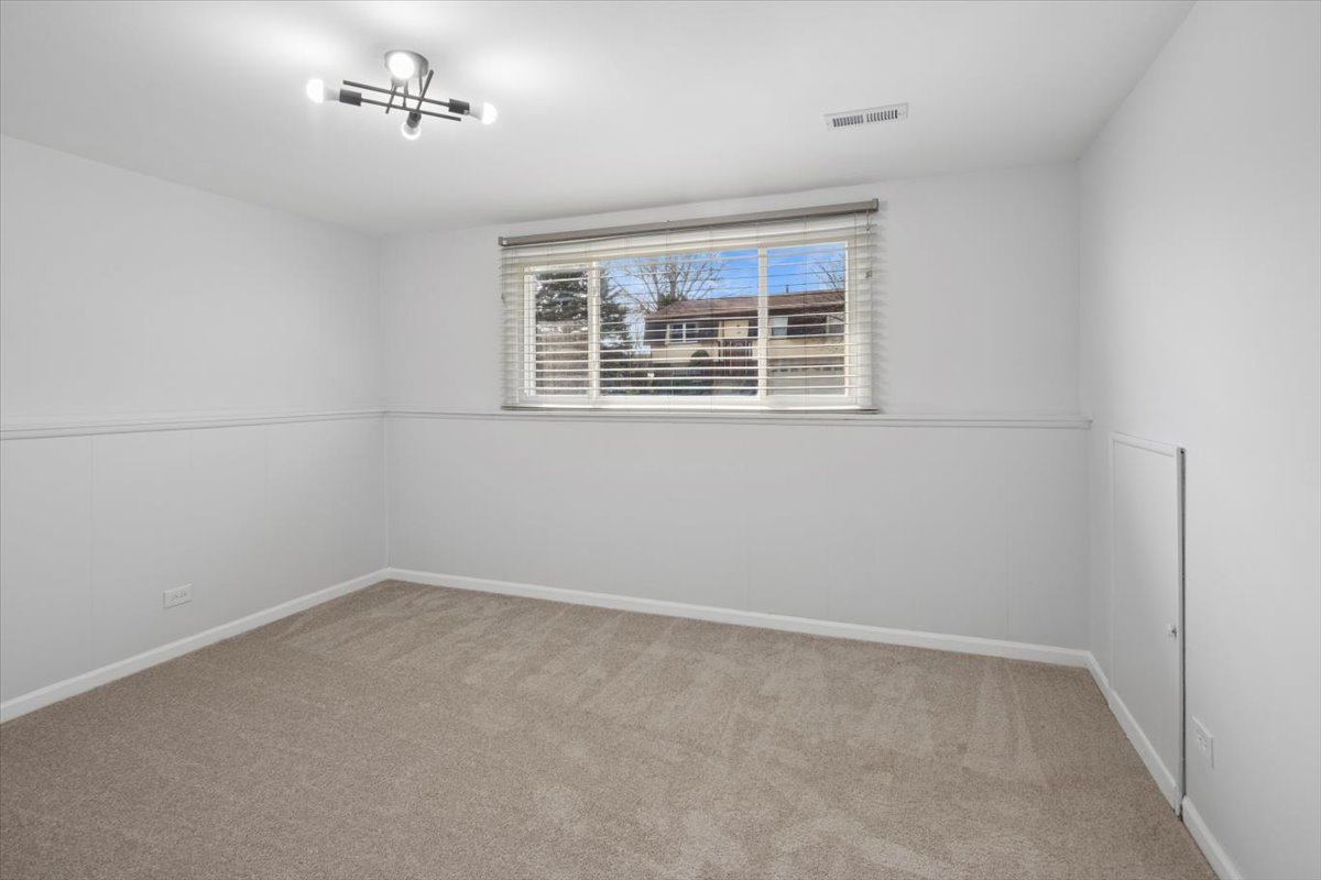 112 Placid Avenue, Glendale Heights, IL 60139