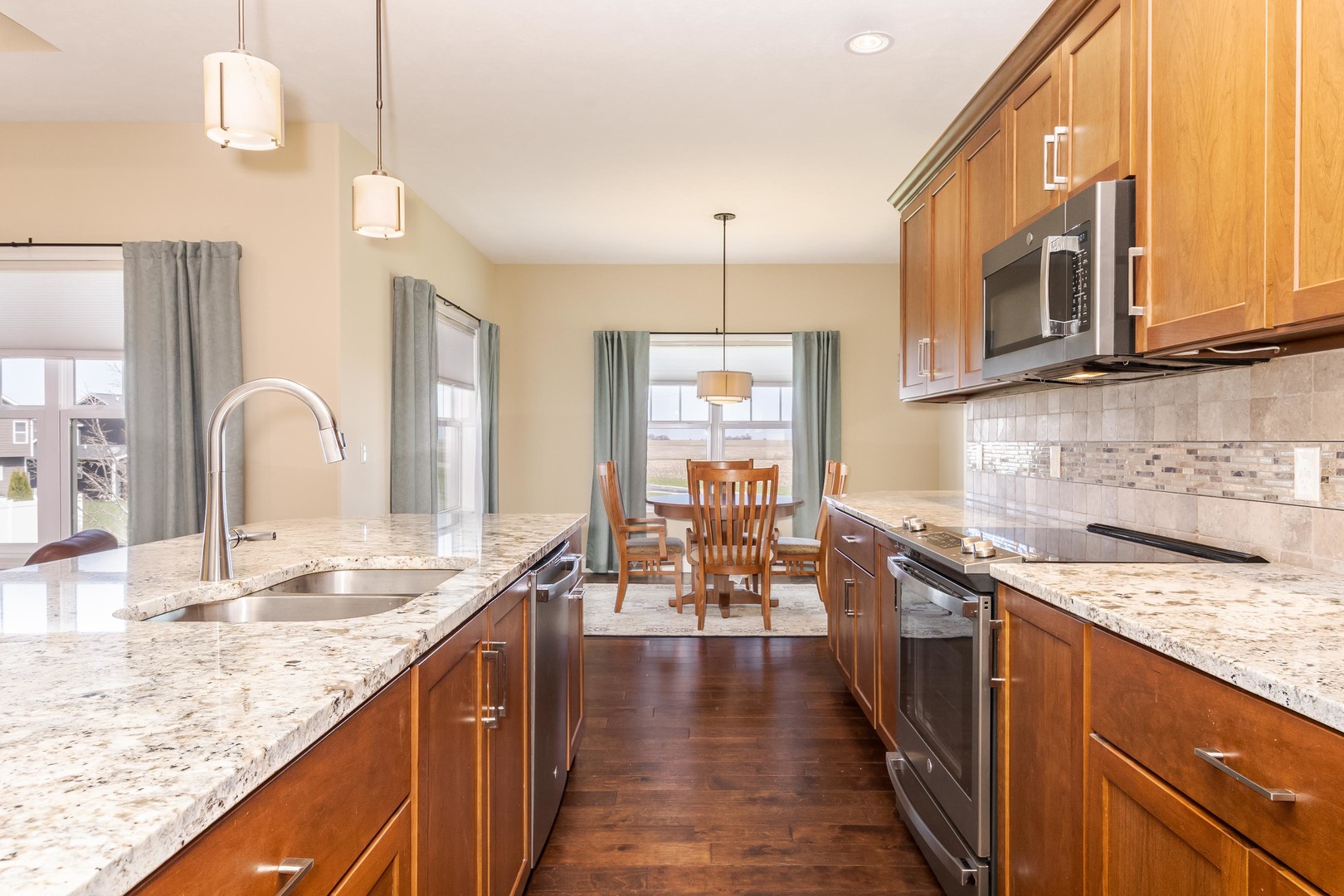 19 Red Maple Court, Bloomington, IL 61705