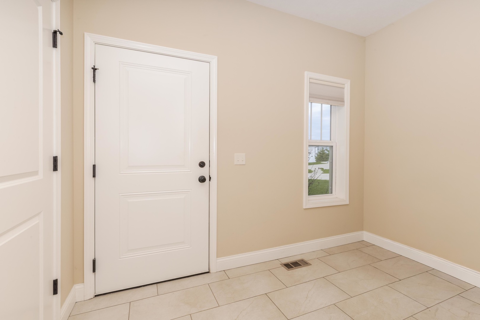 19 Red Maple Court, Bloomington, IL 61705