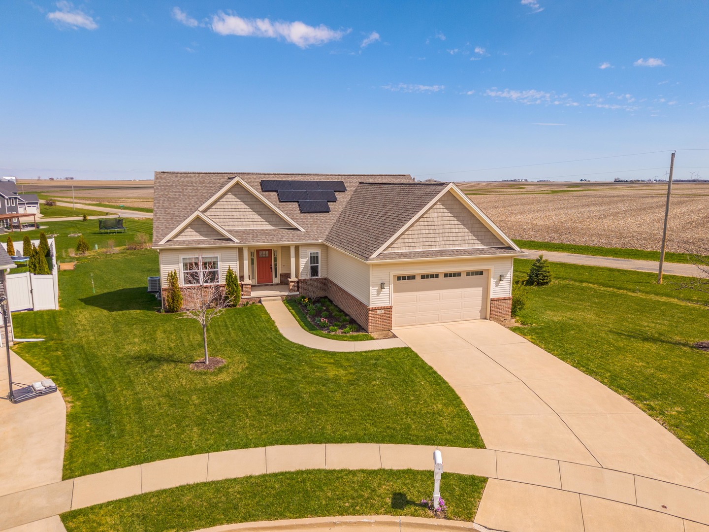 19 Red Maple Court, Bloomington, IL 61705