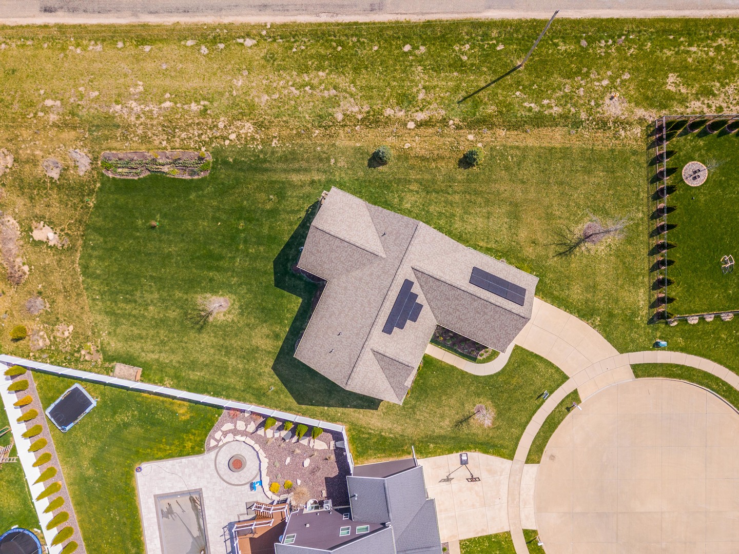 19 Red Maple Court, Bloomington, IL 61705