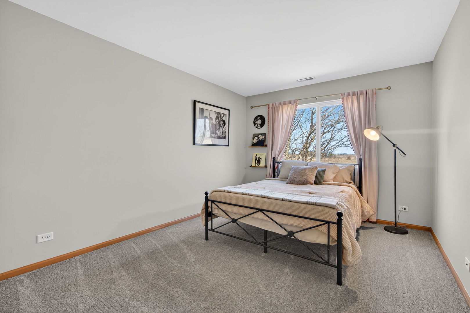 6923 Clearwater Drive #CM04-2, Plainfield, IL 60586