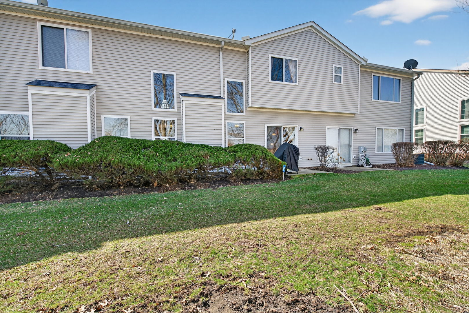 6923 Clearwater Drive #CM04-2, Plainfield, IL 60586