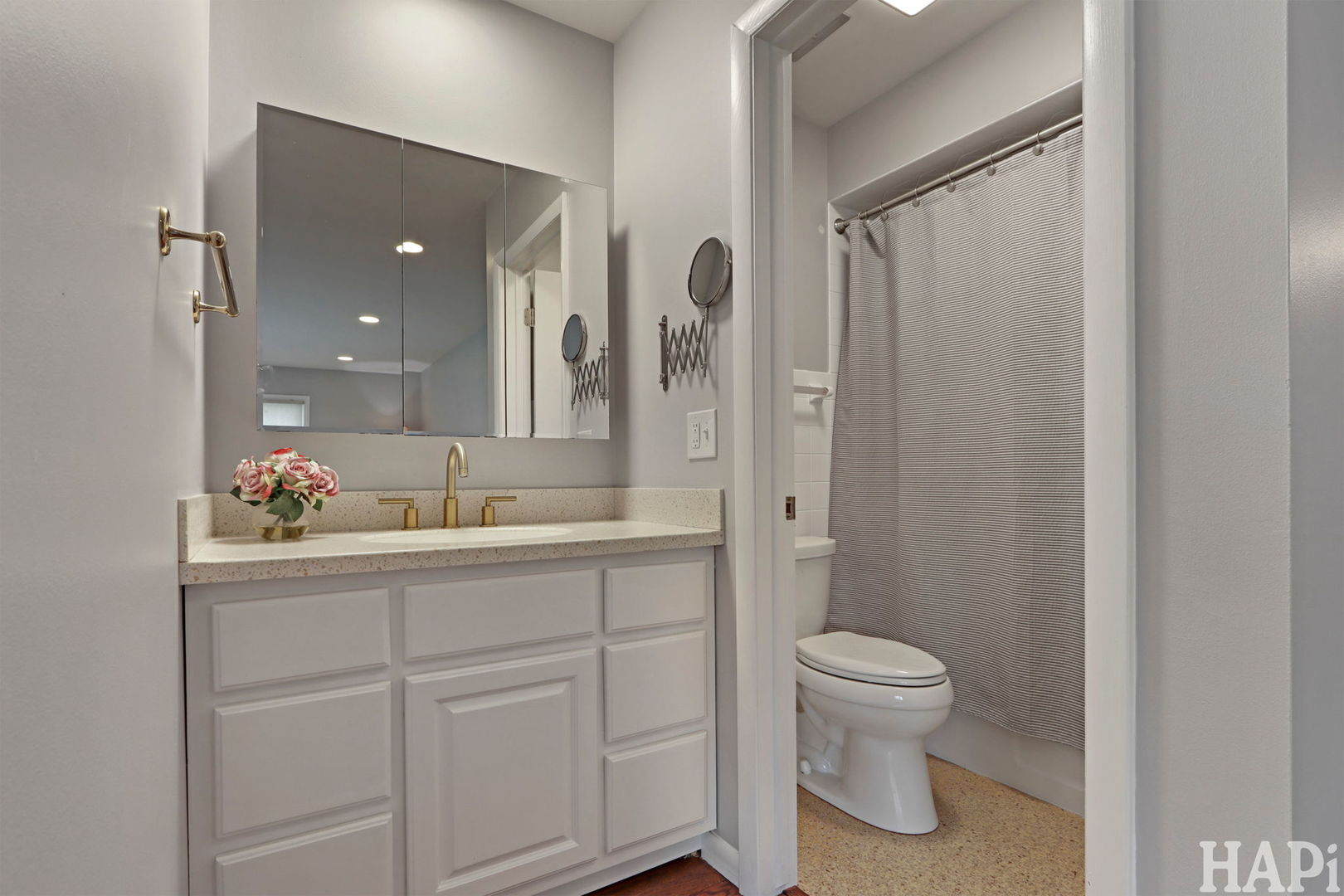 35399 N Donald Court, Ingleside, IL 60041