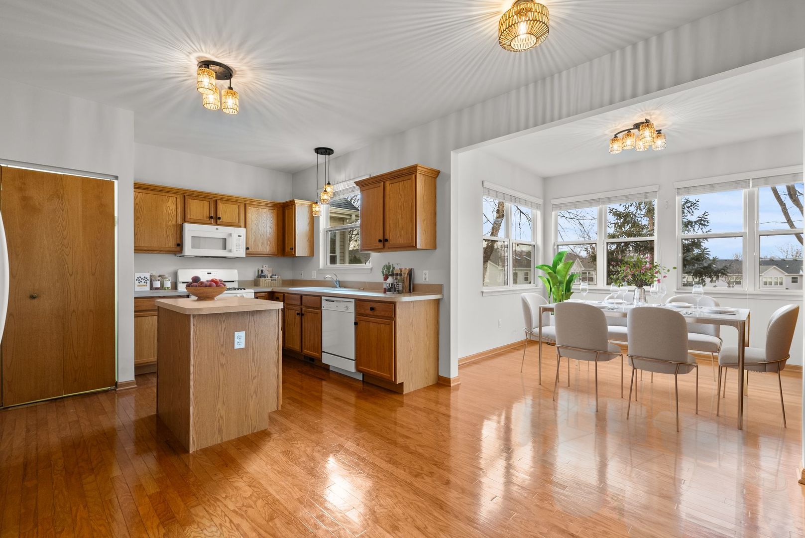 1534 W Cadillac Circle, Romeoville, IL 60446