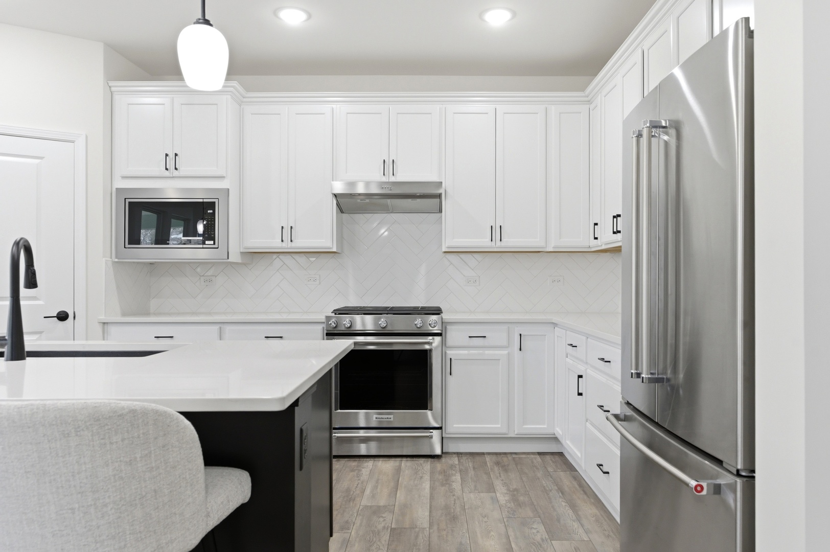 3279 Oak Creek Lane, Aurora, IL 60503