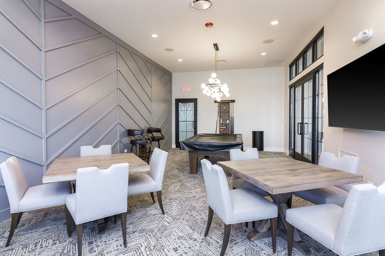 3279 Oak Creek Lane, Aurora, IL 60503