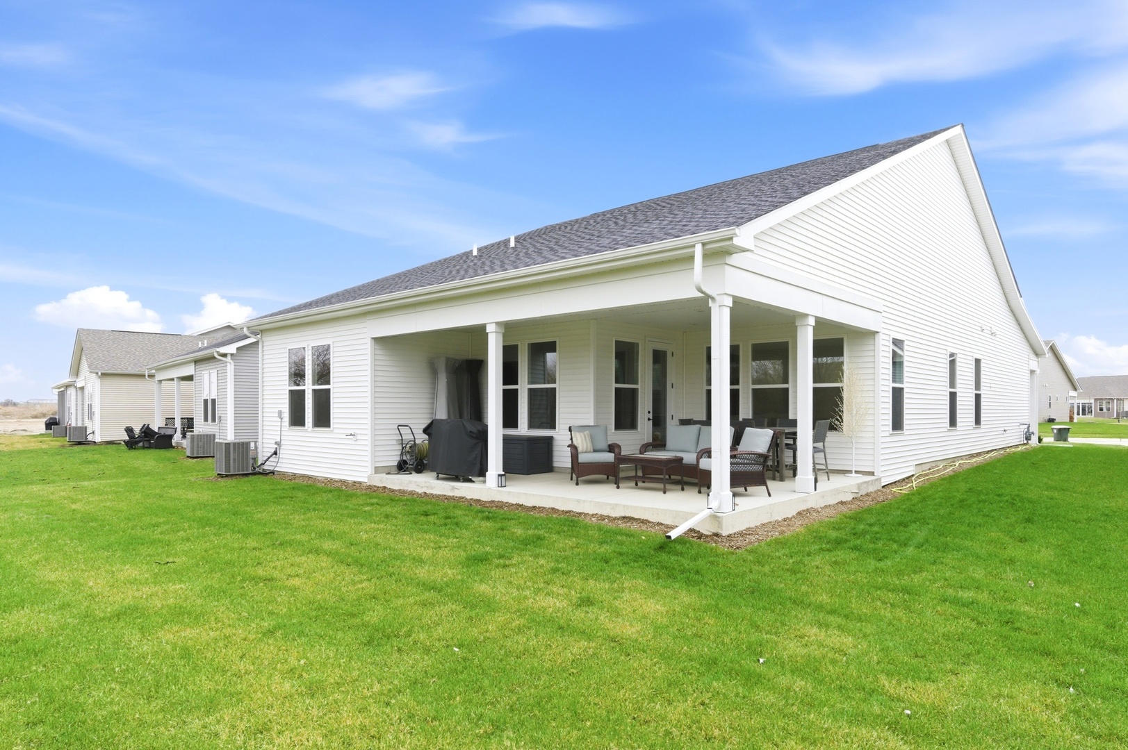 3279 Oak Creek Lane, Aurora, IL 60503