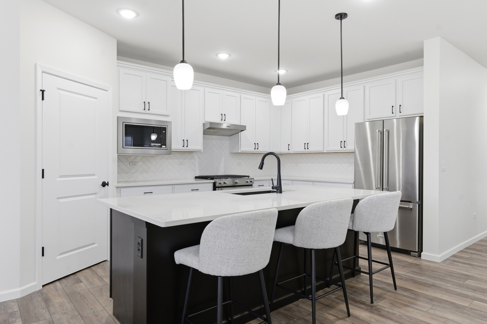 3279 Oak Creek Lane, Aurora, IL 60503