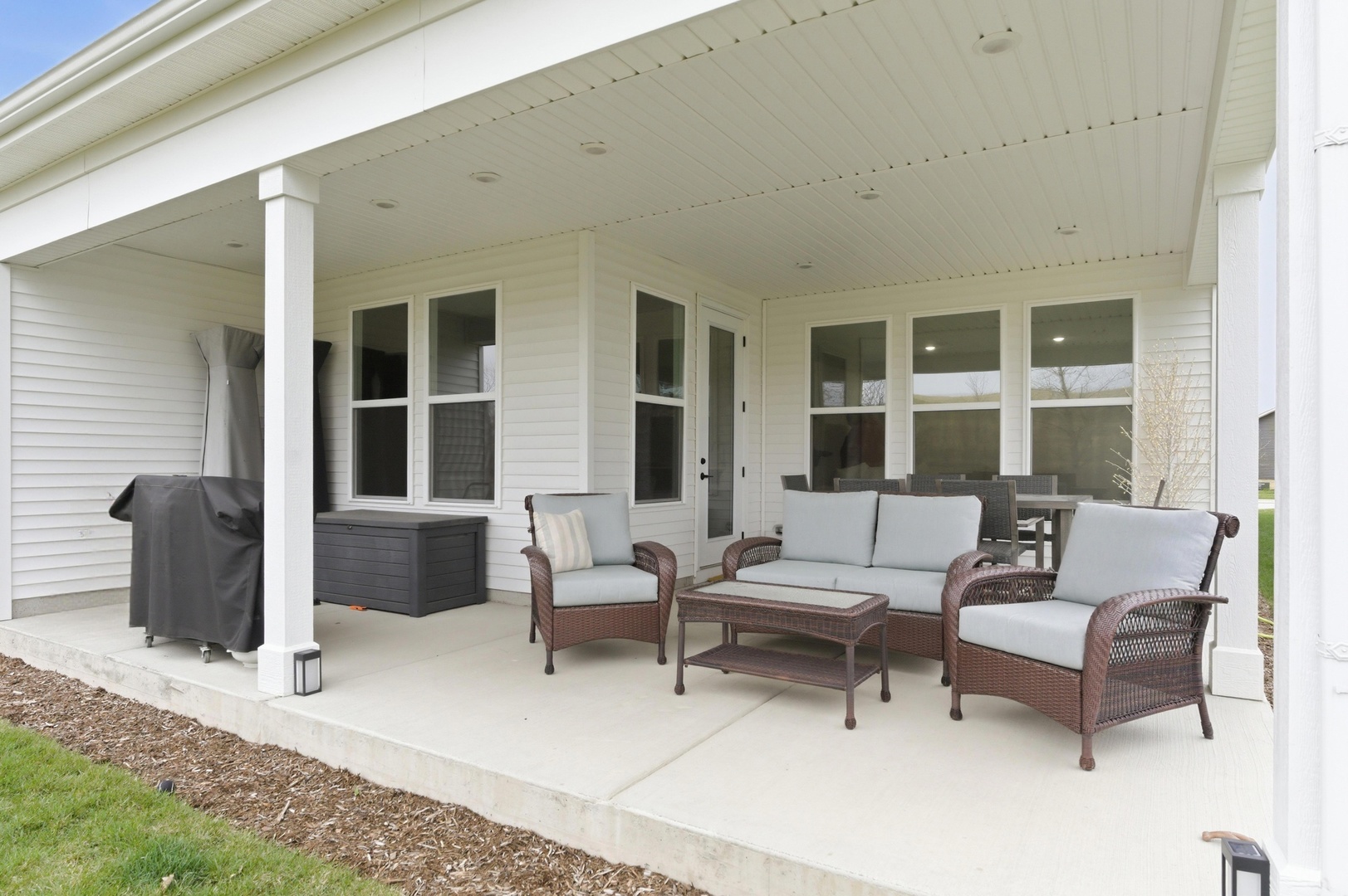 3279 Oak Creek Lane, Aurora, IL 60503