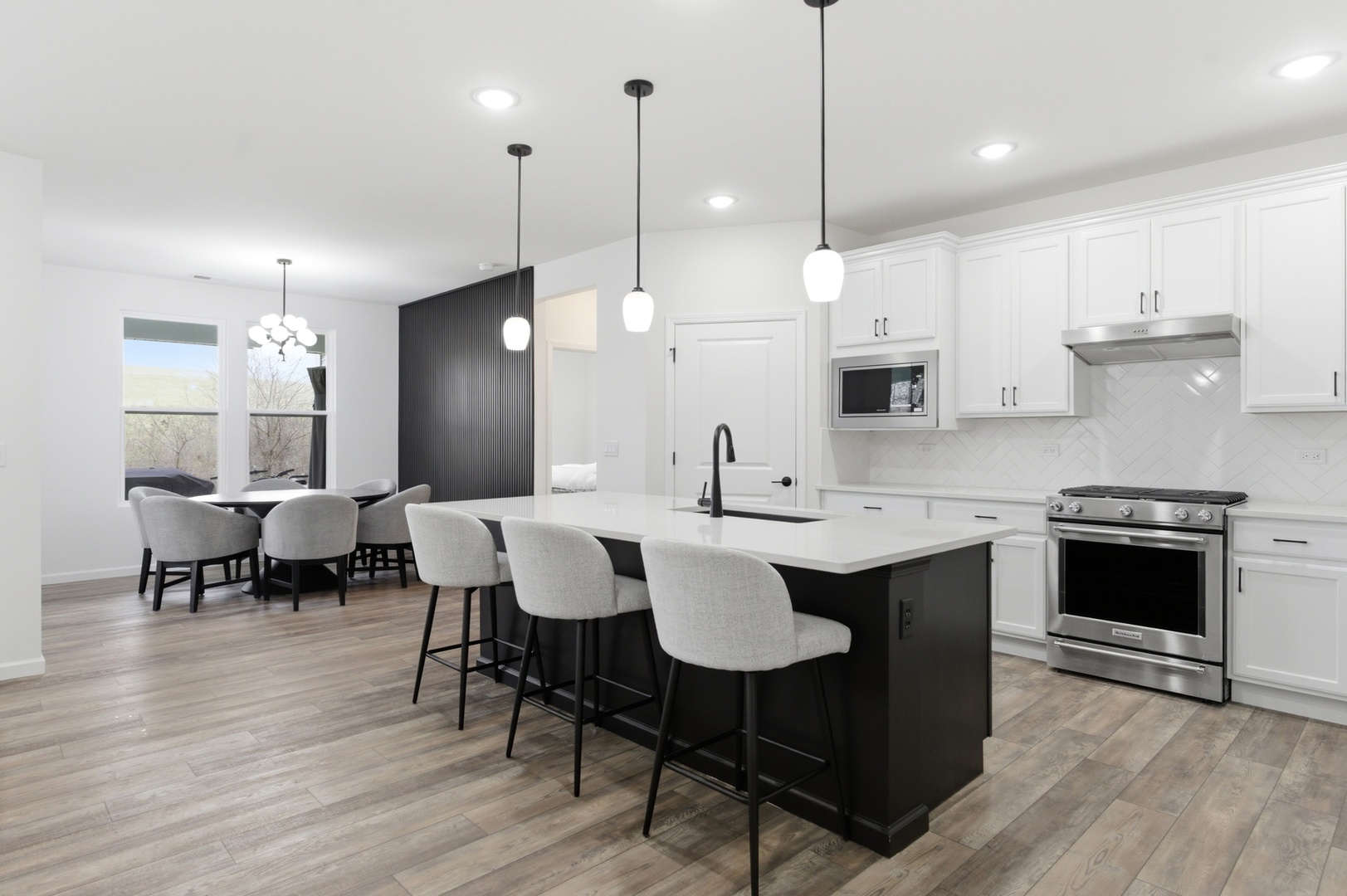 3279 Oak Creek Lane, Aurora, IL 60503