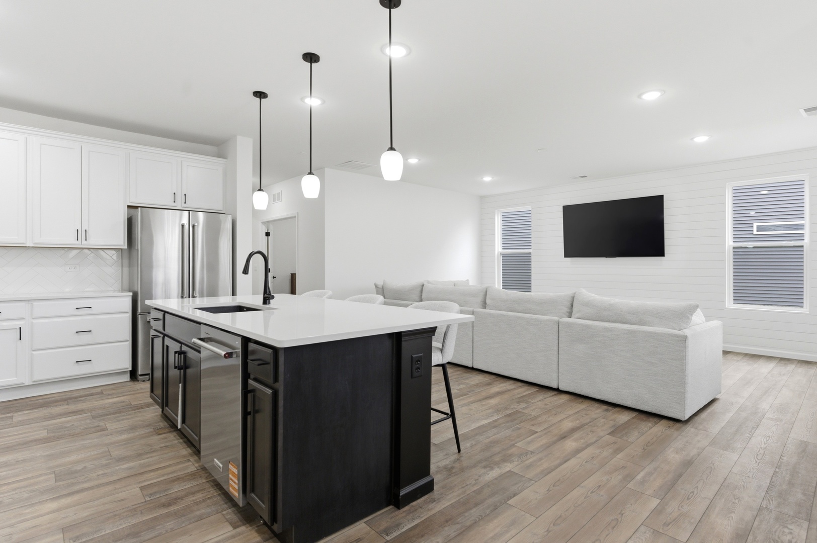 3279 Oak Creek Lane, Aurora, IL 60503