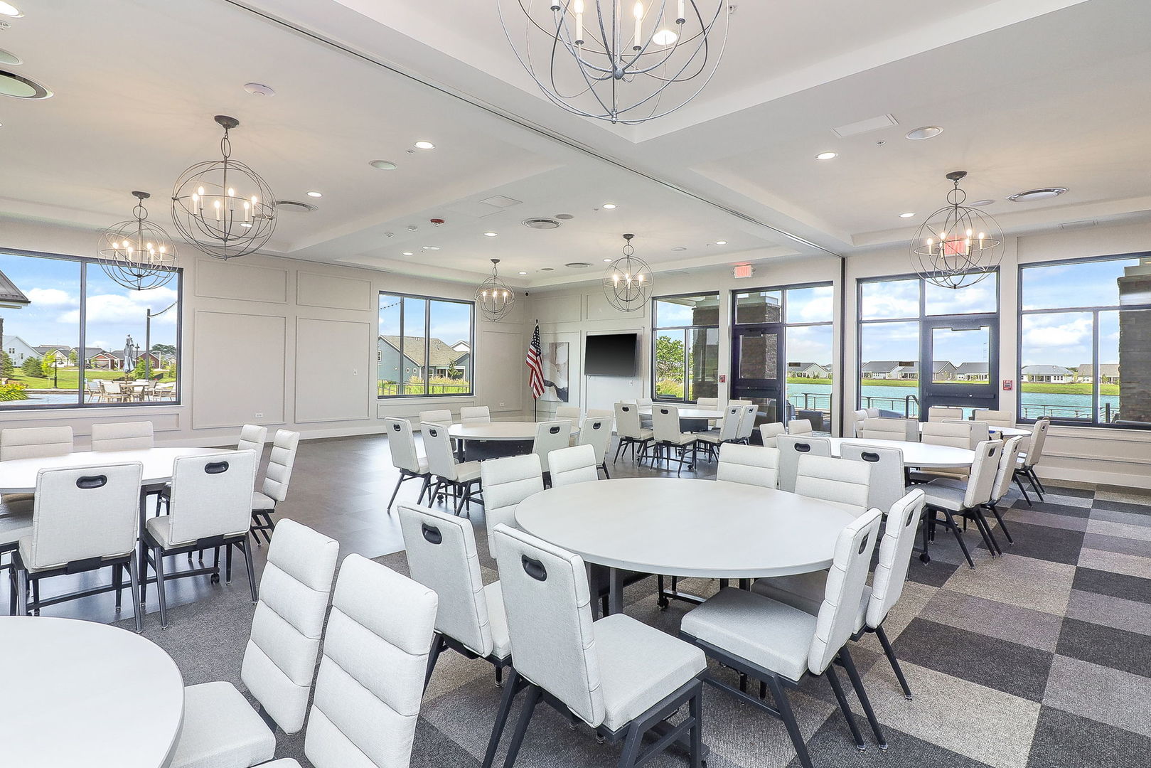 3279 Oak Creek Lane, Aurora, IL 60503