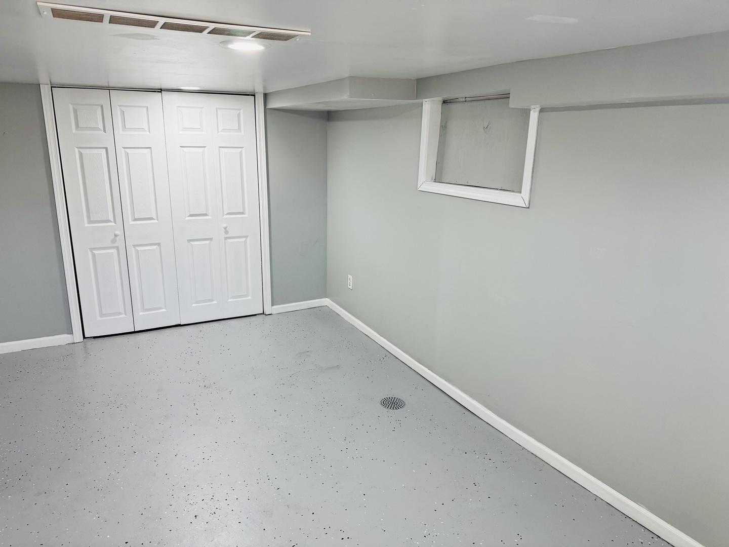 42129 N 2nd Avenue, Antioch, IL 60002