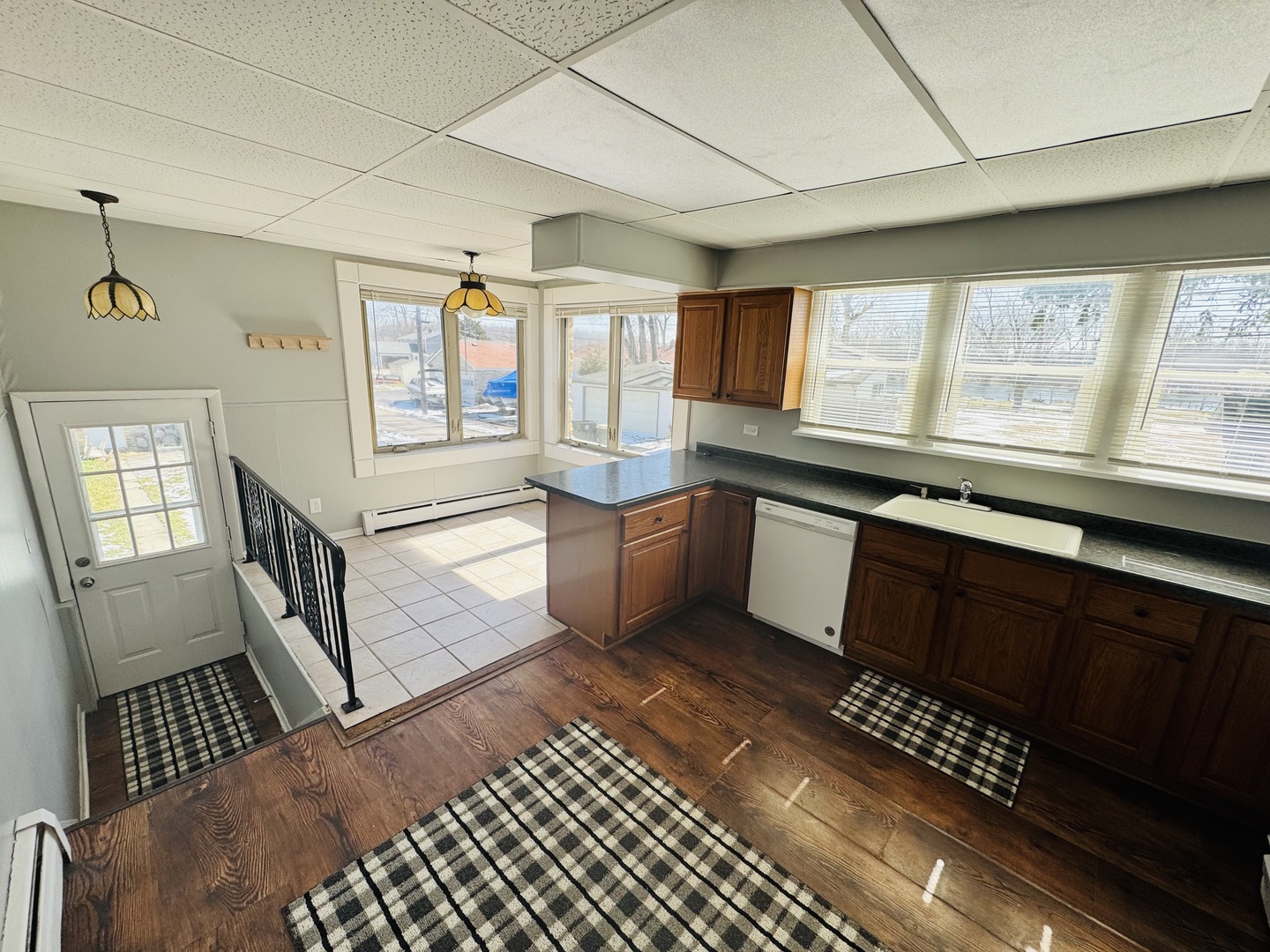 42129 N 2nd Avenue, Antioch, IL 60002