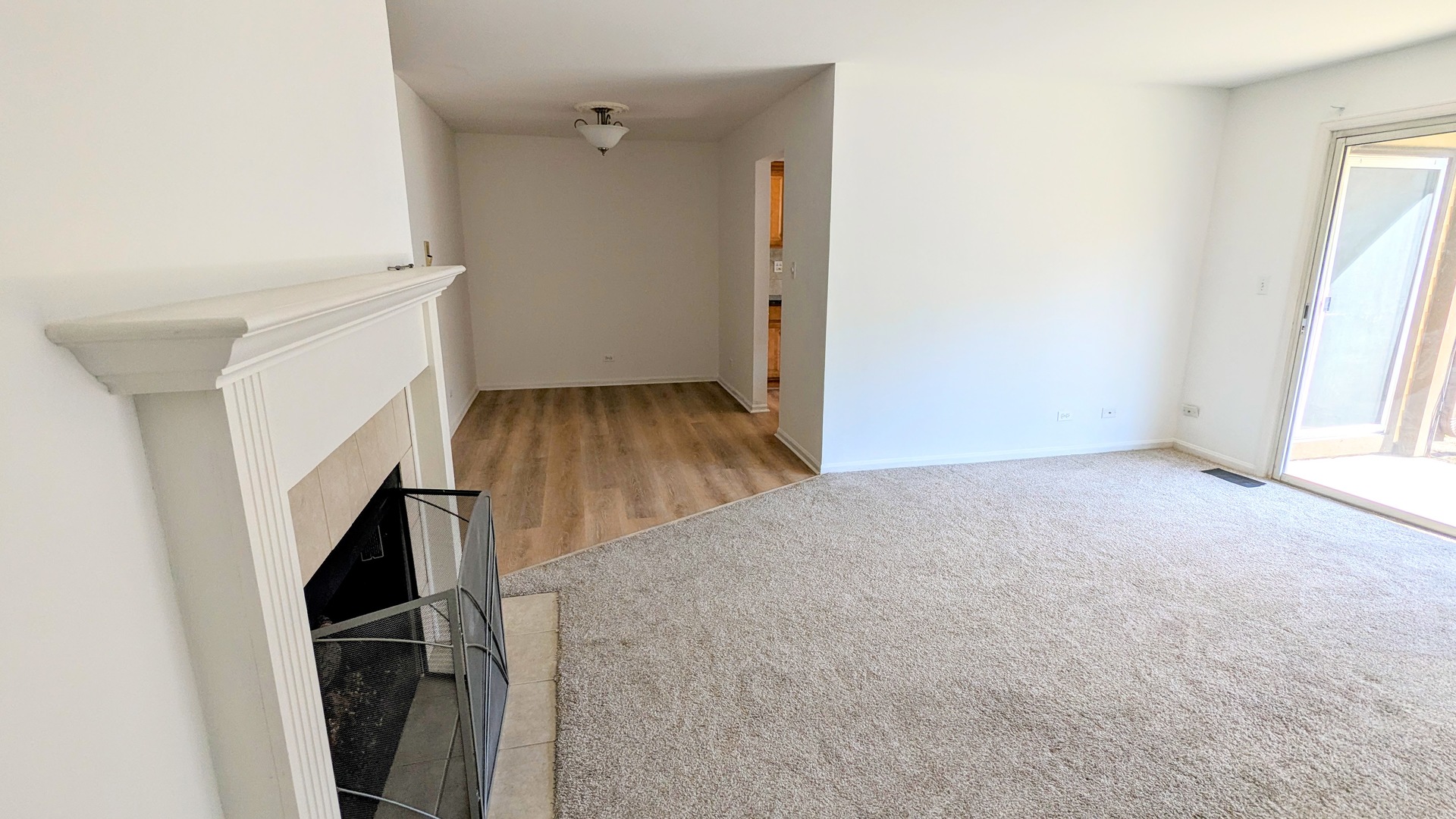 54 Plymouth Court #102D, Naperville, IL 60565