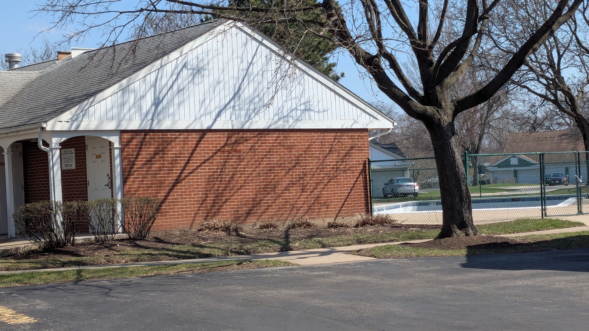 54 Plymouth Court #102D, Naperville, IL 60565