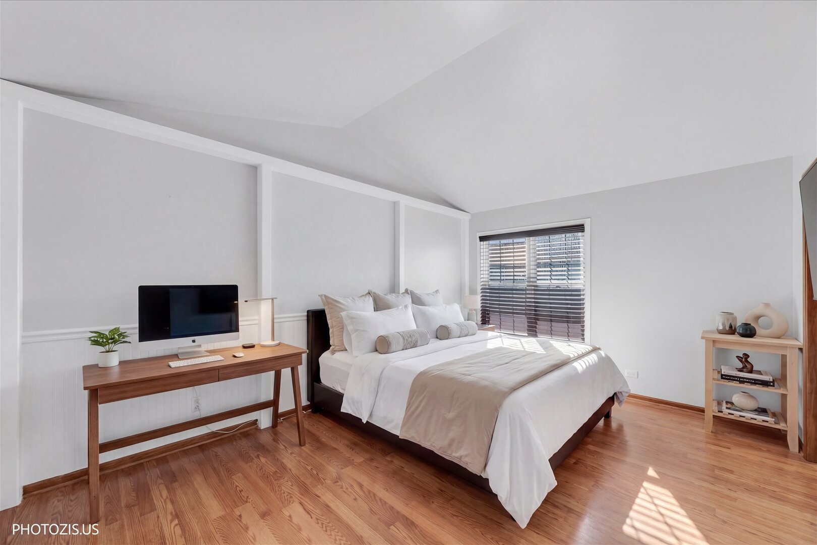 208 Westminster Court #D, Schaumburg, IL 60193