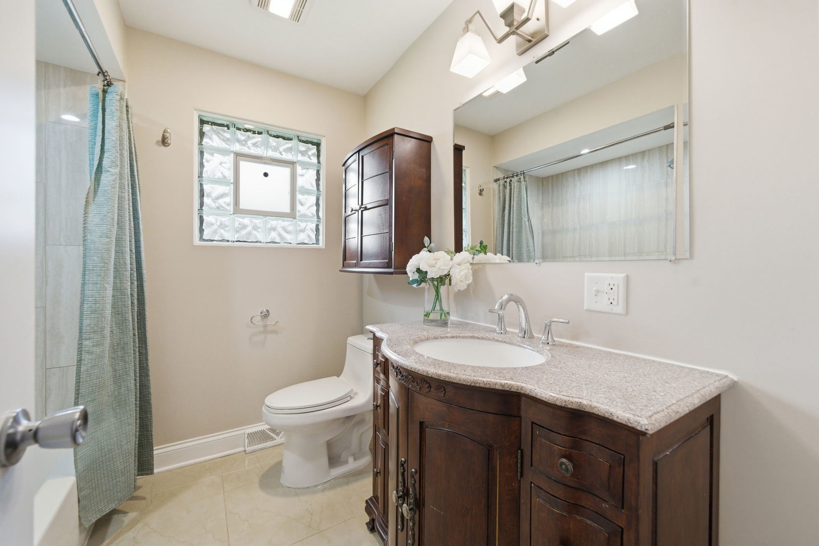 20W309 S Frontage Road, Lemont, IL 60439